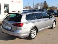 Gebraucht VW Passat Business 150 PS (110 kW) 2022 Pyritsilber metallic Kombi