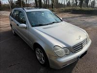 Gebraucht Mercedes C180 143 PS (105 kW) 2002 Silber Kombi
