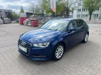Gebraucht Audi A3 Attraction 150 PS (110 kW) 2015 Blau Limousine