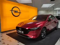 Gebraucht Mazda 3 122 PS (89 kW) 2022 Soul red crystal m Kleinwagen