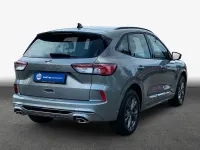 Gebraucht Ford Kuga ST-Line 150 PS (110 kW) 2023 Solar silver metallic SUV