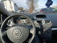 Gebraucht Renault Clio II 75 PS (55 kW) 2009 Schwarz Limousine