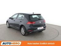 Gebraucht VW Golf VII Comfortline 116 PS (85 kW) 2019 Weiß Limousine