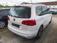 Gebraucht VW Sharan 177 PS (130 kW) 2015 Oryxweiß perlmutteffekt Van / Kleinbus