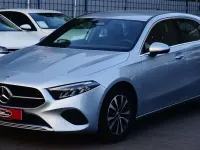 Gebraucht Mercedes A200 163 PS (119 kW) 2024 Hightechsilber metallic Kleinwagen