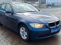 Gebraucht BMW 318 129 PS (94 kW) 2006 Blau Kombi