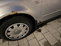 Second-hand Audi A4 131 CP (96 kW) 2002 Argintiu Berlinǎ