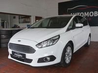 Gebraucht Ford S-MAX Titanium 179 PS (131 kW) 2017 Weiß Van / Kleinbus