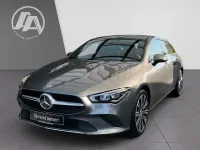 Gebraucht Mercedes CLA200 Progressive 150 PS (110 kW) 2023 Graulack mountaingrau Limousine