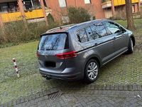 Gebraucht VW Touran Highline 150 PS (110 kW) 2016 Grau Van / Kleinbus