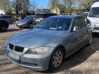 Gebraucht BMW 318 143 PS (105 kW) 2007 Blau Limousine