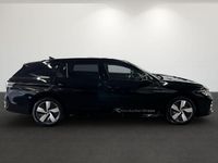 Gebraucht VW Passat R-line 150 PS (110 kW) 2026 Grenadillschwarz metallic Kombi