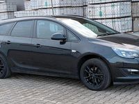 Gebraucht Opel Astra 136 PS (100 kW) 2015 Kombi