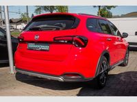 Gebraucht Fiat Tipo Cross 99 PS (72 kW) 2022 Rot Kombi