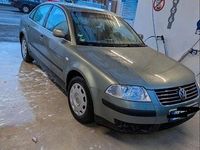 Gebraucht VW Passat 102 PS (75 kW) 2002 Grün Limousine