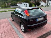 Gebraucht Ford Focus 116 PS (85 kW) 2000 Schwarz Kleinwagen
