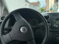 Gebraucht VW Golf Plus Cross 75 PS (55 kW) 2005 Rot Kleinwagen