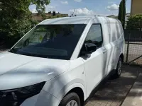 Używany Ford Courier 125 KM (91 kW) 2025 Biały Minivan