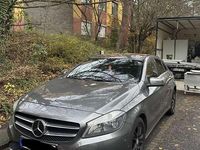 Gebraucht Mercedes A200 156 PS (114 kW) 2012 Grau Kleinwagen