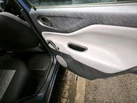 Gebraucht Mitsubishi Space Star 97 PS (71 kW) 2003 Blau Van / Kleinbus