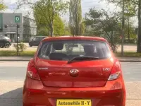 Gebraucht Hyundai i20 Edition 86 PS (63 kW) 2013 Rot Kleinwagen