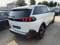 Gebraucht Peugeot 5008 Allure 131 PS (96 kW) 2021 Weiß Van / Kleinbus