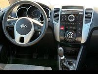 Gebraucht Kia Venga 90 PS (66 kW) 2010 Kleinwagen