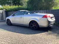 Gebraucht Ford Focus Cabriolet Titanium 145 PS (106 kW) 2007 Silber Cabrio