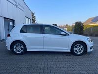 Gebraucht VW Golf VII Allstar 125 PS (91 kW) 2017 Weiß Limousine