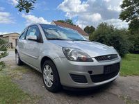Gebraucht Ford Fiesta 69 PS (50 kW) 2007 Silber Kleinwagen