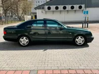 Gebraucht Mercedes E320 Avantgarde 224 PS (164 kW) 1994 Grün Limousine