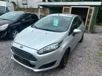 Gebraucht Ford Fiesta 95 PS (69 kW) 2013 Silber Kleinwagen