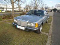 gebraucht Mercedes 230 CEBaureihe 123