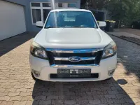 Gebraucht Ford Ranger XLT 143 PS (105 kW) 2011 Alaskaweiß Pickup