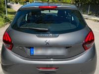 gebraucht Peugeot 208 2019, Benzin