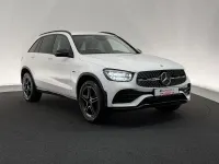 Gebraucht Mercedes GLC300de AMG line 306 PS (225 kW) 2021 Weiß Limousine