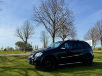 Gebraucht Mercedes ML420 306 PS (225 kW) 2006 Schwarz SUV