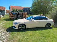 Gebraucht Mercedes E220 194 PS (142 kW) 2021 Andere farben Limousine