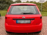 Gebraucht Ford Fiesta 70 PS (51 kW) 2005 Rot Kleinwagen
