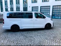 Gebraucht Opel Vivaro 120 PS (88 kW) 2022 Weiß Van / Kleinbus
