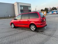 Gebraucht VW Sharan 115 PS (84 kW) 2002 Rot Van / Kleinbus