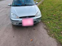 Second-hand Ford Focus 100 CP (73 kW) 2003 Andere farben Break