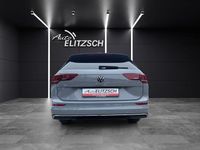 Gebraucht VW Golf VIII 150 PS (110 kW) 2025 Mondsteingrau Kombi