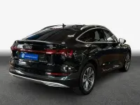 Gebraucht Audi e-tron Sportback Advanced 300 kW (408 PS) 2023 Mythosschwarz metallic SUV