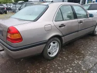 Gebraucht Mercedes C180 120 PS (88 kW) 1994 Limousine