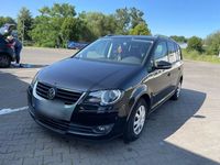 gebraucht VW Touran 1.4 TSI 7 Sitze scheckheftgepflegt Parkassistent