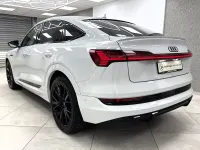 Gebraucht Audi e-tron Sportback Black Edition 300 kW (408 PS) 2023 Weiß SUV