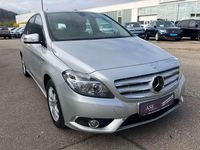 Gebraucht Mercedes B180 122 PS (89 kW) 2011 Silber Van / Kleinbus