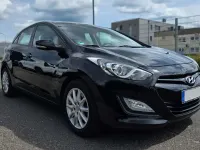 Gebraucht Hyundai i30 99 PS (72 kW) 2015 Schwarz Limousine