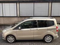 Gebraucht Ford Tourneo Courier 95 PS (69 kW) 2015 Van / Kleinbus